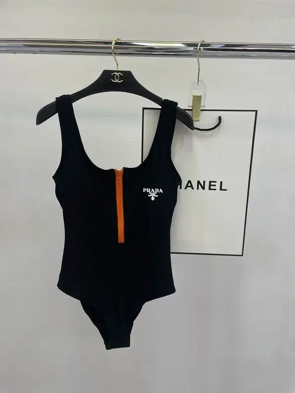 Prada S-XL  (1)